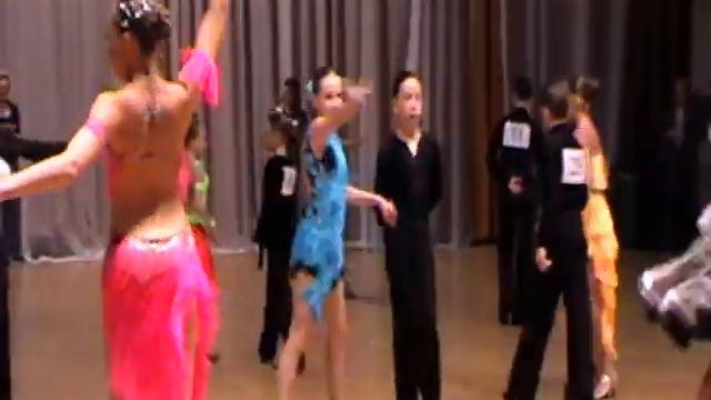 Ча-ча-ча, румба. Ю-1 Д кл. Амир и Вика смотреть онлайн