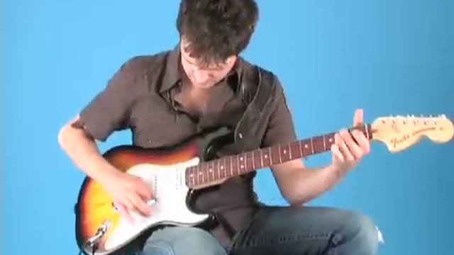 Dimarzio Area 58 and Area 61 strat pickups смотреть онлайн