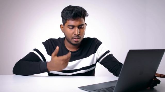 APPLE M1-யை Productivity-க்கு பயன்படுத்த முடியுமா? | Apple M1 vs PC | Tech Uruttu смотреть онлайн