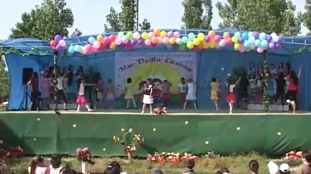 Мы дети солнца Гимн фестиваля в с Бабаюрт 01 06 2011г смотреть онлайн