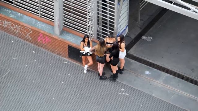 2024 YILINDA ARJANTİN NASIL BİR YER ? - ENFLASYONA RAĞMEN ÇILGINCA YAŞIYORLAR - ÜLKE BELGESELİ смотреть онлайн