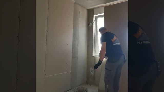 #DIY #Cum #se #lipesc #placile #de #gips #carton cu piaptănul direct pe beton cu Knauf Perlfix смотреть онлайн