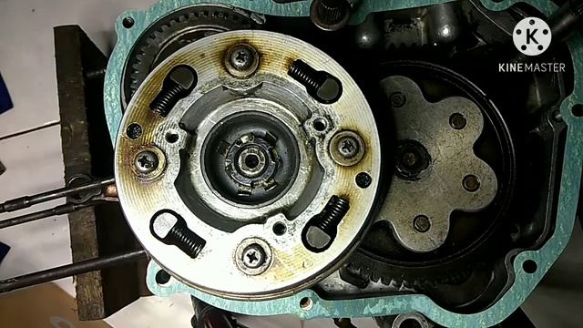 Overhaul engine Honda c50 c100 super cub part 2 смотреть онлайн
