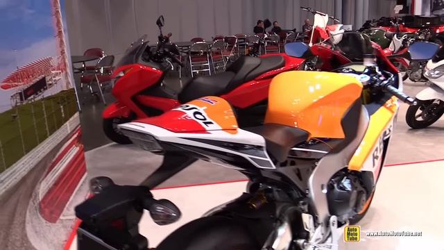 2015 Honda CBR1000RR Fireblade Repsol - Walkaround - 2014 New York Motorcycle Show смотреть онлайн