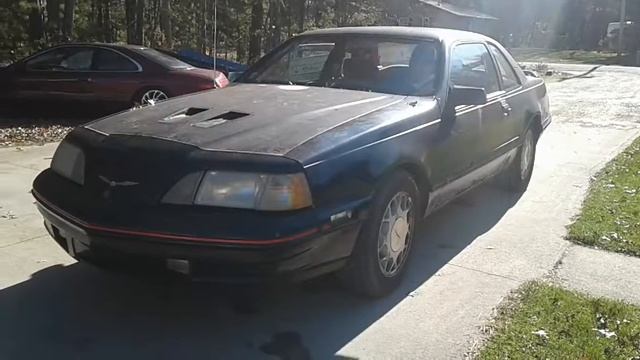 Driving a 1987 Ford Thunderbird Turbo Coupe смотреть онлайн