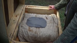 Когда кормить пчёл зимой? Чем? За чем? И нужно ли? Варианты развития событий зимовки пчелосемей.