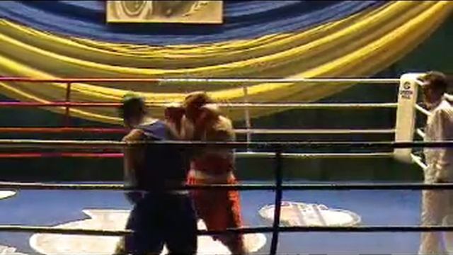 91 кг Руденький Дмитрий Киев + Дедов Стас Черновцы , МТ по боксу В. Арсёнова 25.01.2009 г смотреть онлайн