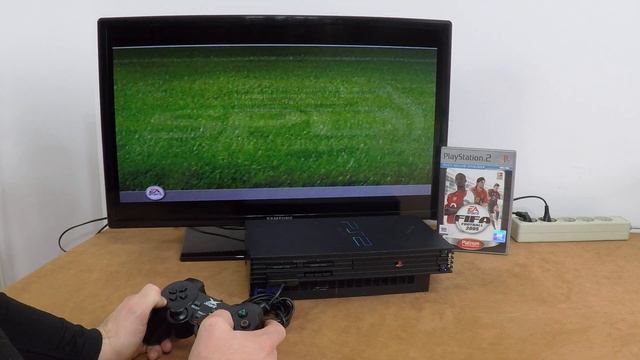 Игровая приставка Sony Playstation 2 (SCPH-30004, sn C0565220) смотреть онлайн