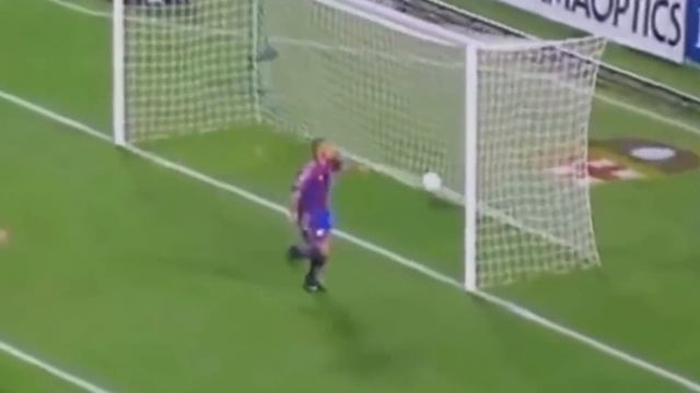 Феномен Роналдо - 10 лучших голов смотреть онлайн