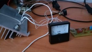 простое зарядное устройство своими  руками для автомобильного аккумулятора