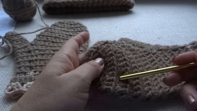Как связать варежки крючком. часть 1. смотреть онлайн