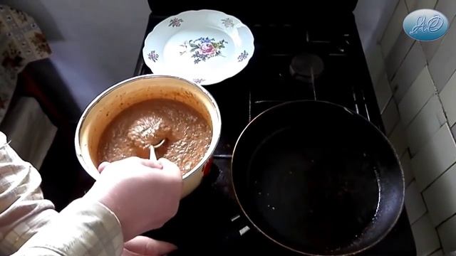 Печеночный торт. Готовим на даче. смотреть онлайн