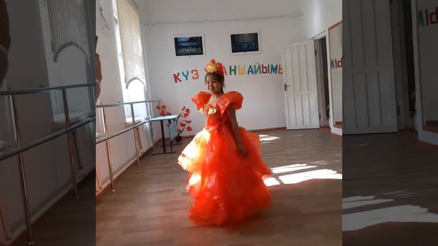 Куз ханшайымы мода.Колдан жасалган киiмдер смотреть онлайн