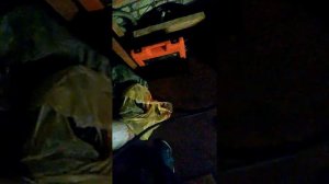 Как перелить ацетилен из большого балона в маленький. видео 1