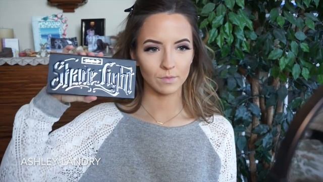 Bold Dark Lips with Simple Eyes | Ashley Landry смотреть онлайн