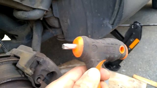 Changement biellette stabilisateur châssis arrière droit touareg R5 tdi part 1 смотреть онлайн