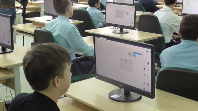 Курская область нуждается в 302 учителях, компенсация для педагогов увеличена
