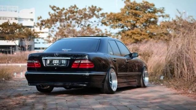 Mercedes Benz W210 Stance Tuning