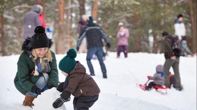 ПРОГУЛКИ С ГРУДНИЧКОМ ЗИМОЙ | Что необходимо учесть и как развлечь новорожденного на прогулке зимой смотреть онлайн