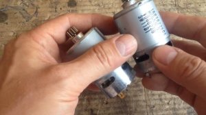 шуруповерт bosch PSR 1440 LI 2