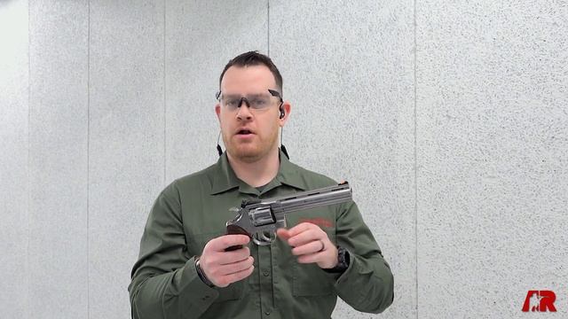 First Look: Colt Python смотреть онлайн