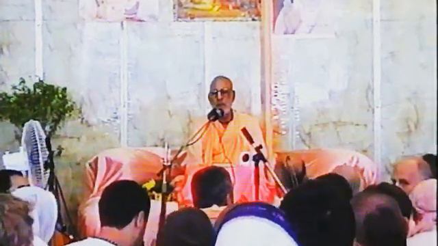 Фестиваль в России Бхактиведанта Нараяны Госвами Махараджа 2001 г часть 1 смотреть онлайн