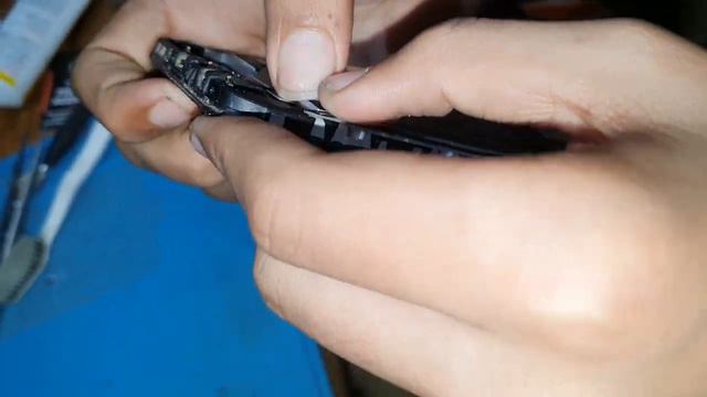 Замена экрана Samsung Galaxy A02S Broken Screen Replacement Mobile Display Restoration смотреть онлайн