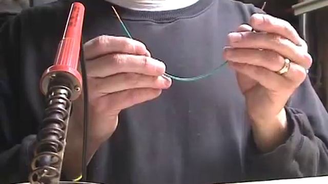 How to Do It: Basic Soldering смотреть онлайн