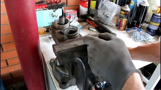 Хендай Солярис ремонт натяжителя приводного ремня смотреть онлайн