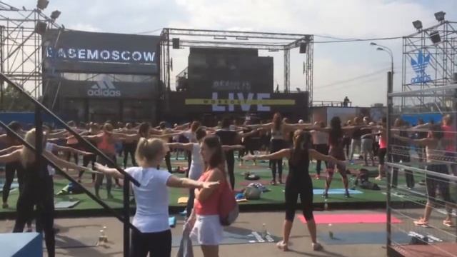Парк Горького Adidas BASEMOSCOW / Аренда звука / Аренда сцены смотреть онлайн