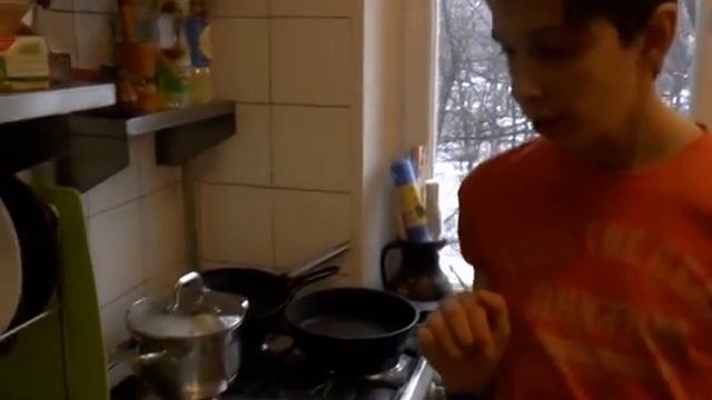 Кебаб из индейки с соусом смотреть онлайн