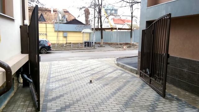 Автоматика распашных ворот Life Op2 смотреть онлайн