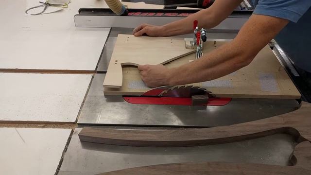 Peter Lutz Cutting Legs смотреть онлайн