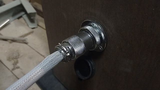 не SQ! продолжай давить диван. Я сам, вижу и слышу. да да, ты тоже через ютуб+микро, всё слышишь.. смотреть онлайн