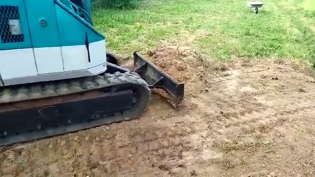 планировка участка мини, mini экскаватором Komatsu Pc 28 UU смотреть онлайн