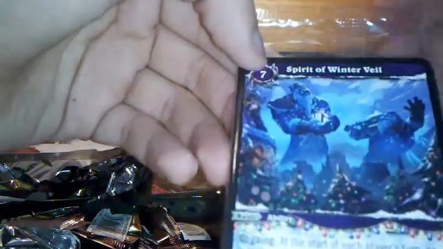 WoW TCG: FEAST OF WINTER VEIL TIN BOX смотреть онлайн