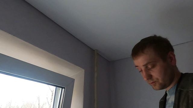 Как установить простой натяжной потолок с светильниками и закладной от А до Я смотреть онлайн