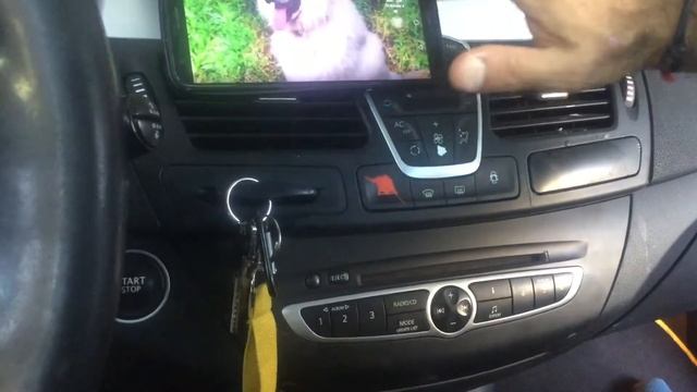 Renault Laguna 2008 με SmartPhone Solution смотреть онлайн
