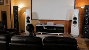 Напольные колонки или полочники с сабвуфером? Добиваемся лучшего баса в обычной квартире