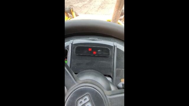 Эксковатор погрузчик JCB 3CX смотреть онлайн