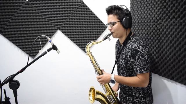 ANOTHER DAY IN PARADISE-PHIL COLLINS (SAX COVER) смотреть онлайн