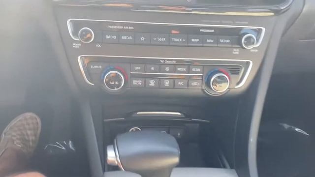 2020 Kia Optima Plug-In Hybrid EX смотреть онлайн