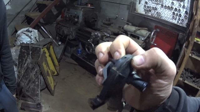 ремонт фронтального погрузчика VOLVO проверка соленоидов КПП часть 2 смотреть онлайн