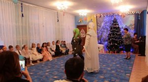 Встреча с Кикиморой на новогоднем утреннике