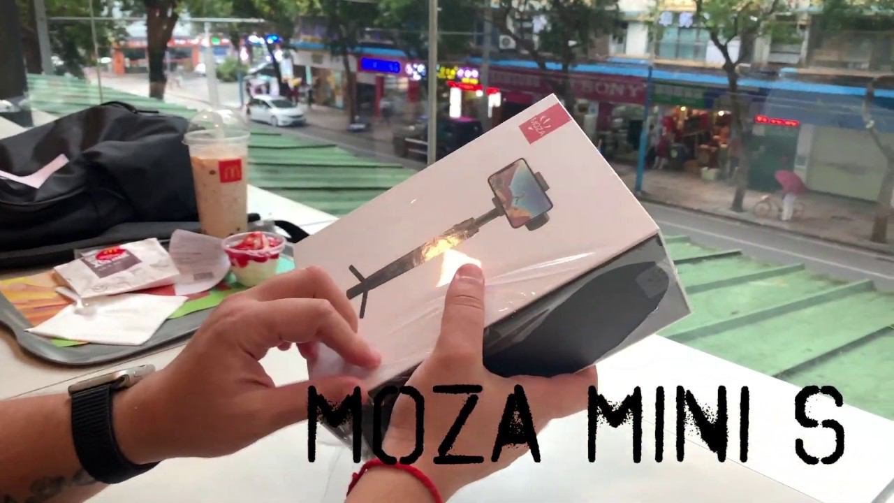 Стабилизатор за 70-80$ Moza Mini S смотреть онлайн