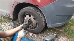 Как и чем прикрутить колесо на машине. Как закрутить колеса на машине.