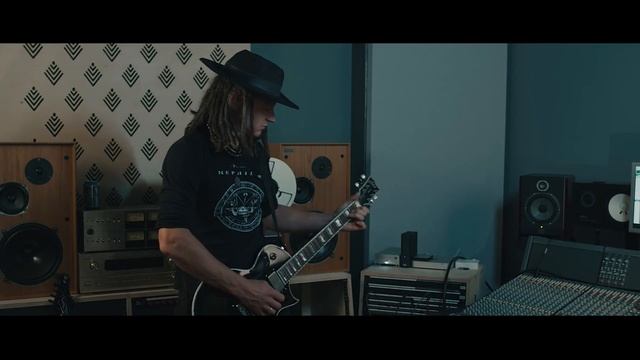 Fields Of The Nephilim on BIAS FX смотреть онлайн