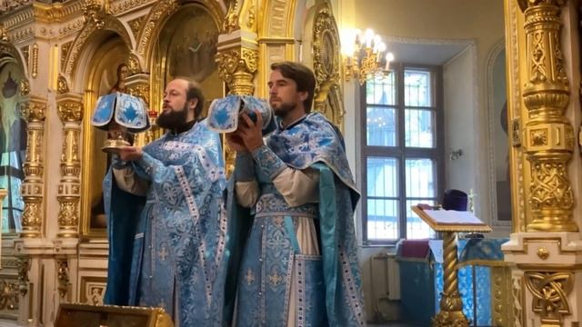 Литургия в праздник Рождества Пресвятой Богородицы смотреть онлайн