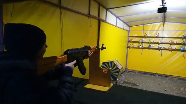 Я стреляю с автомата Калашникова. смотреть онлайн