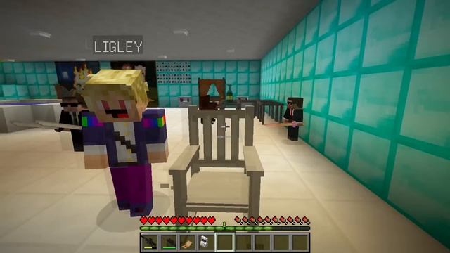 ЛЕСКА ПРАНКАНУЛА ШЕДИ СВОЕЙ ... В МАЙНКРАФТ! ДЕВУШКА НУБИК ПРОТИВ ШЕДИ ЛЕСКА НУБ И ПРО MINECRAFT